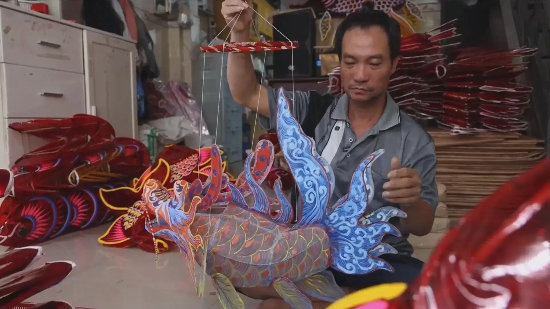 Làng nghề Phú Bình - Nơi lưu giữ sắc màu lồng đèn truyền thống